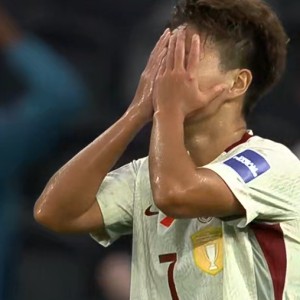 kaiyun-女足亚洲杯争议判罚！王霜进球被吹，VAR介入5分钟，媒体人不满